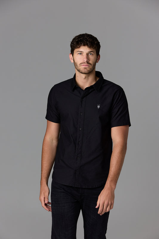 Man wearing black button-down shirt - SOW_2_ECOM_WEB_01