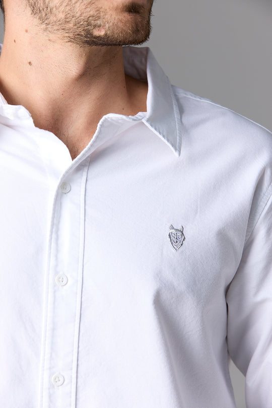 Man in white shirt - ECOM WEB product image
