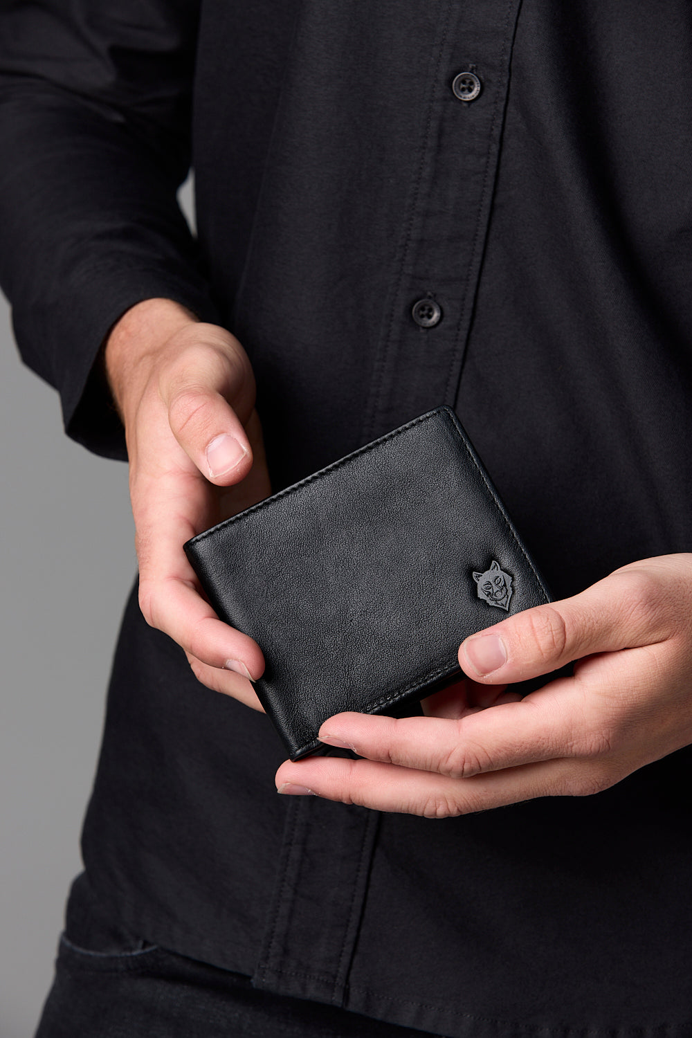 SOW black leather wallet displayed on web (ECOM 226)