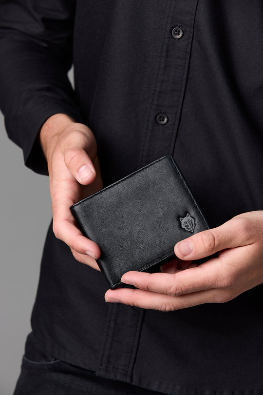 SOW black leather wallet displayed on web (ECOM 226)