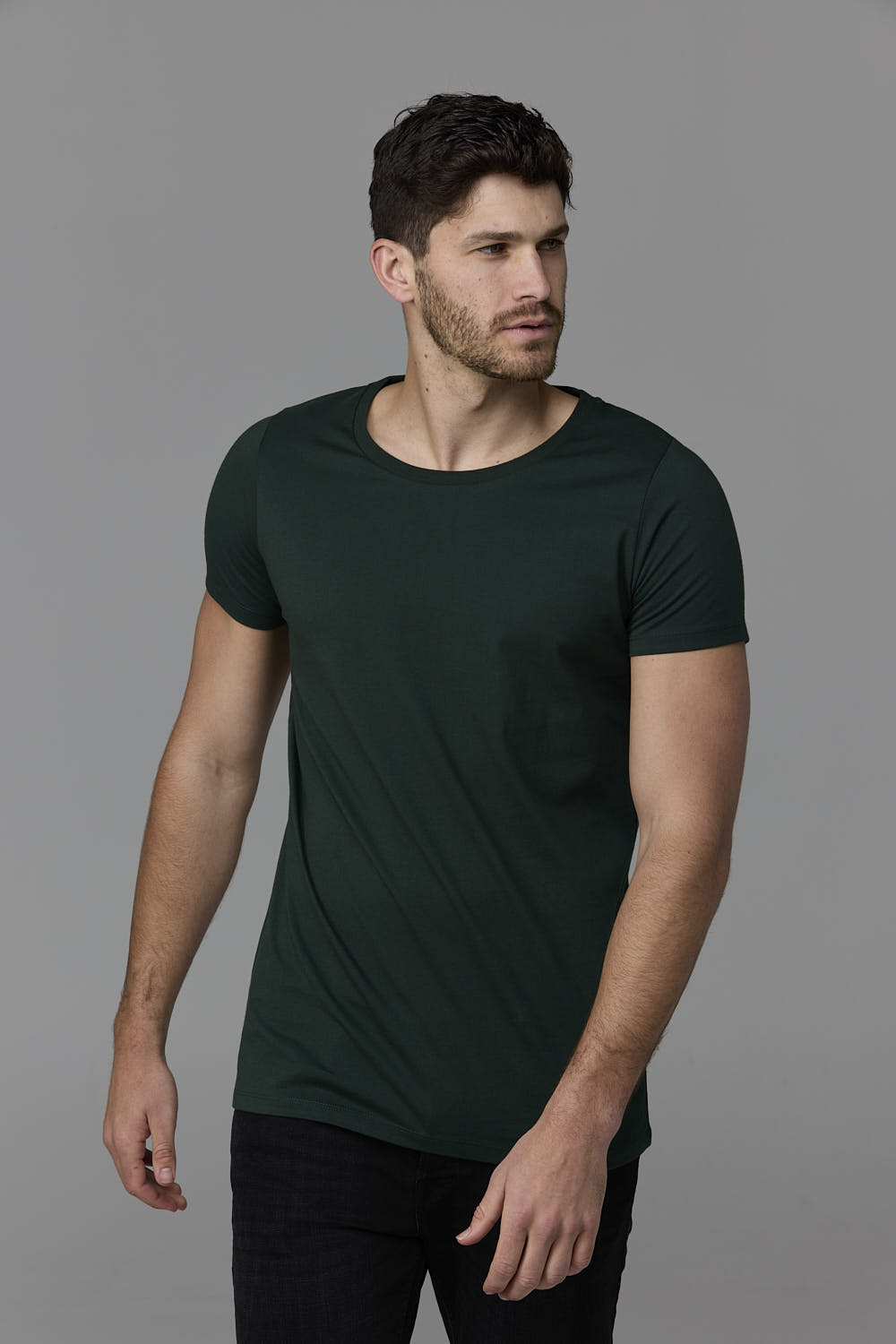SOW ECOM - Man in green tee shirt