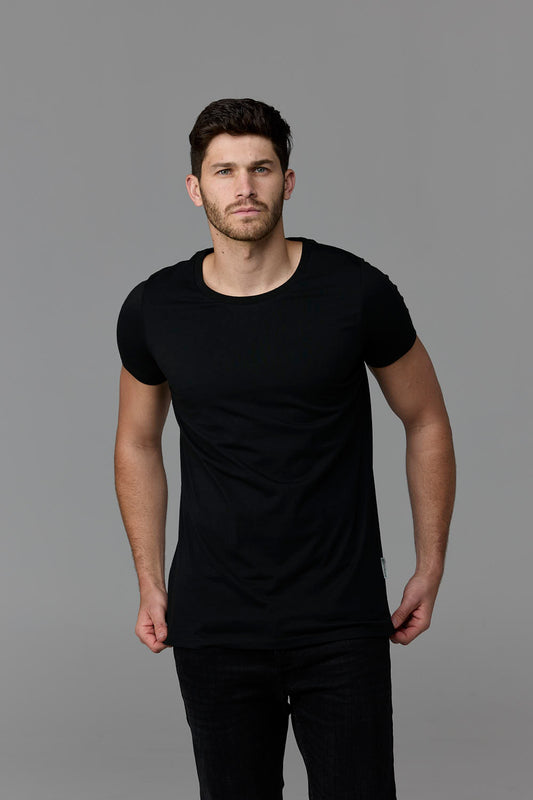 SOW ECOM Black Crew Neck T-Shirt on Male Model