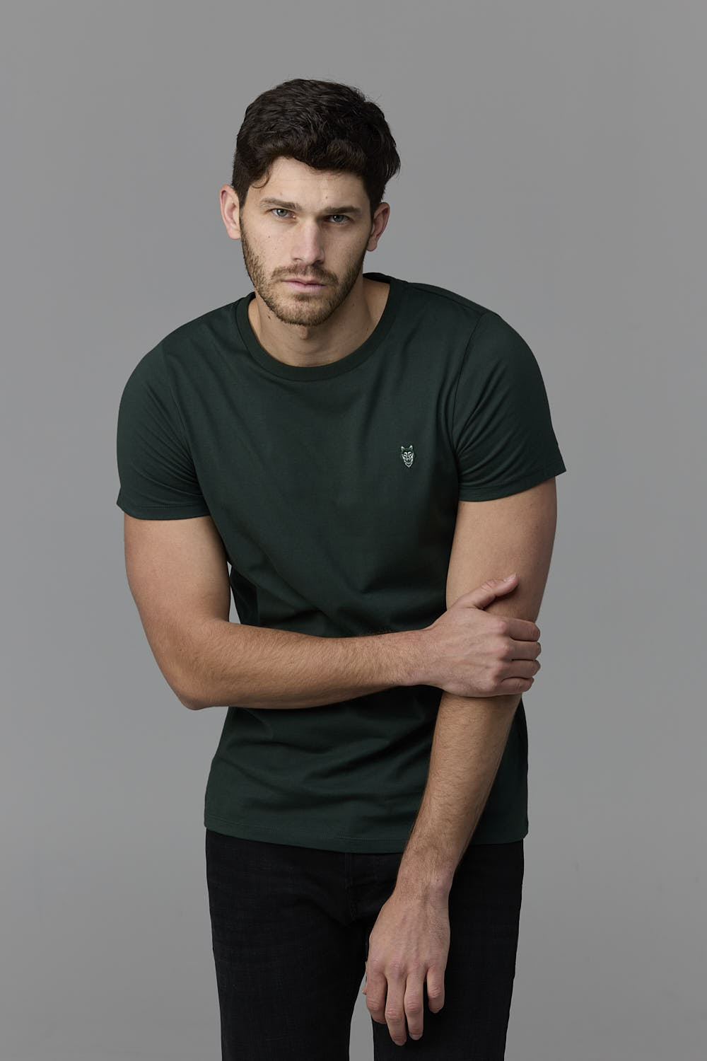 SOW ECOM - Man in green t-shirt